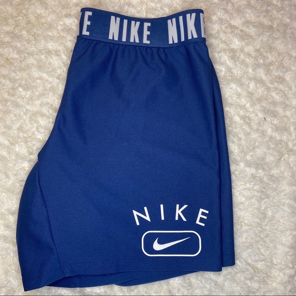 NWOT Nike Pro Big Kids Training Shorts - Picture 3 of 4